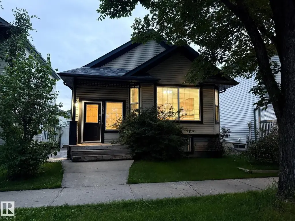 1978 Tomlinson Green Nw, Edmonton